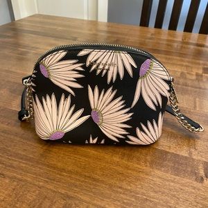 Kate Spade daisy crossbody